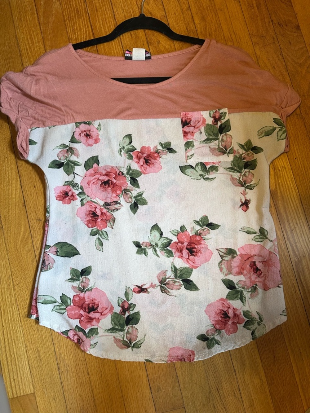 Discreet Pink Floral Short Sleeve Blouse